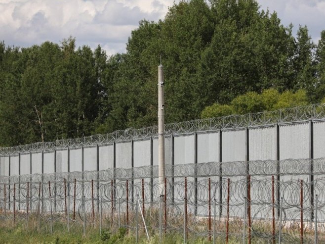 Poljska - Bjelorusija, granica (foto: EPA/Artur Reszko POLAND OUT - ilustracija) - 