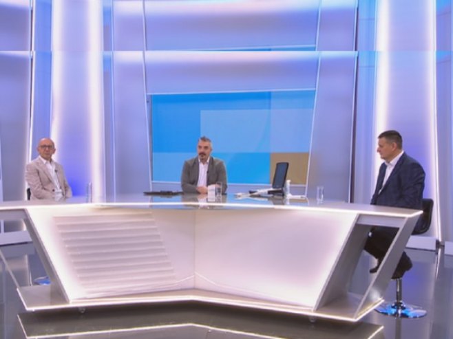 Povodom Svjetskog dana moždanog udara - Đajić u studiju prezentovao kako izgleda pregled (FOTO/VIDEO)