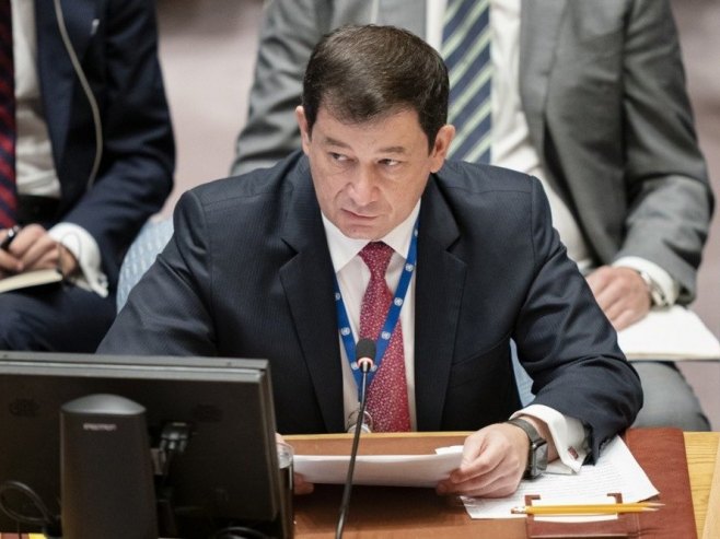 Dmitrij Poljanski (Foto: EPA/JOHN MINCHILLO / POOL) - 