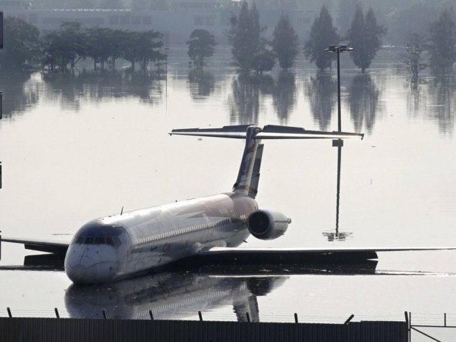 Potopljen aerodrom u Splitu (FOTO/VIDEO)