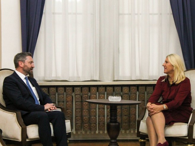 Cvijanović u razgovoru sa Farelom ukazala na neophodnost izbalansiranog pristupa