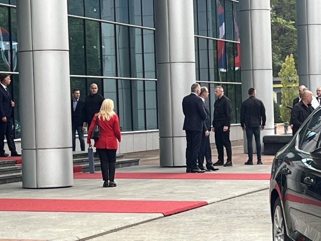 Macut stigao u Banjaluku; Sastanak sa Minićem (VIDEO)