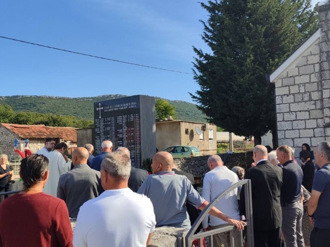 Obilježena 81 godina od stradanja mještana u selu Glušci
