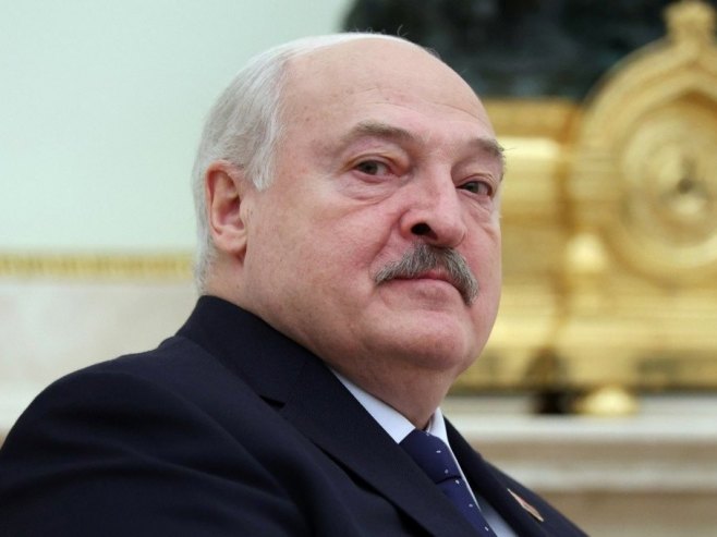 Lukašenko: NATO će dobiti odgovor ako obori ruski vojni avion