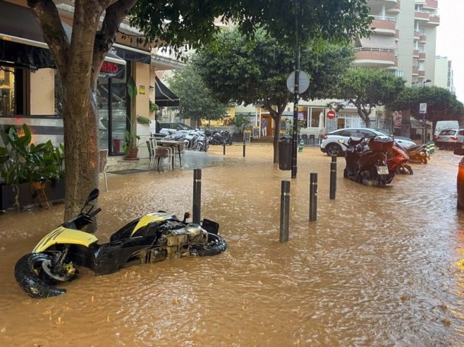 Snažan uragan potopio Ibicu, na udaru Valensija i Mursija (VIDEO)