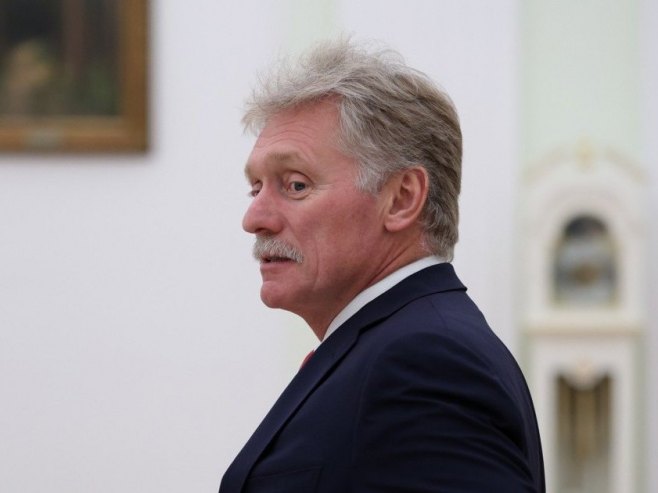 Peskov: Sastanak Putina i Zelenskog trenutno nije moguć