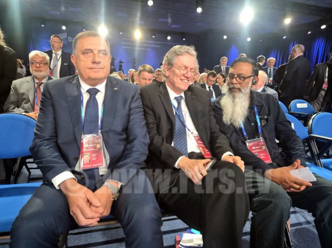 Dodik na plenarnoj sjednici Međunarodnog diskusionog kluba "Valdaj" u Sočiju (VIDEO)