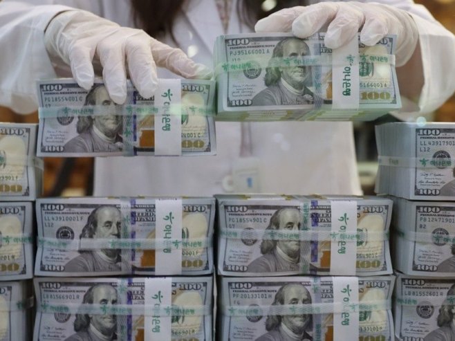 Dolari (foto: EPA/YONHAP SOUTH KOREA OUT - ilustracija) - 