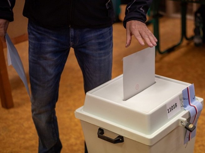 Izbori - ilustracija (Foto: EPA/MARTIN DIVISEK) - 
