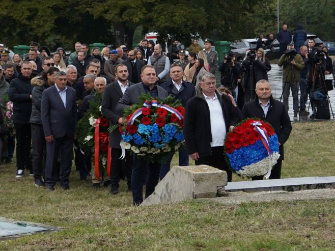 Obilježen Dan sjećanja na stradanje Srba, Roma i Јevreja u Јajincima