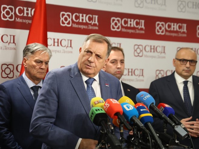 Milorad Dodik - Foto: ZIPAPHOTO/Borislav Zdrinja