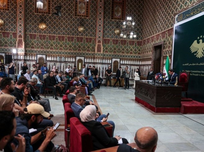 Parlament Sirije (Foto: EPA/MOHAMMED AL RIFAI) - 