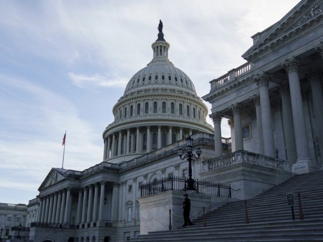 Kapitol (foto: EPA/WILL OLIVER) - 