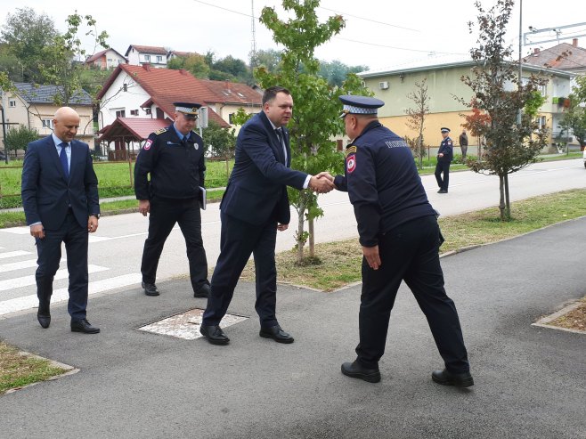 Budimir posjetio Policijsku stanicu Kostajnica: Stanje bezbjednosti zadovoljavajuće (FOTO)