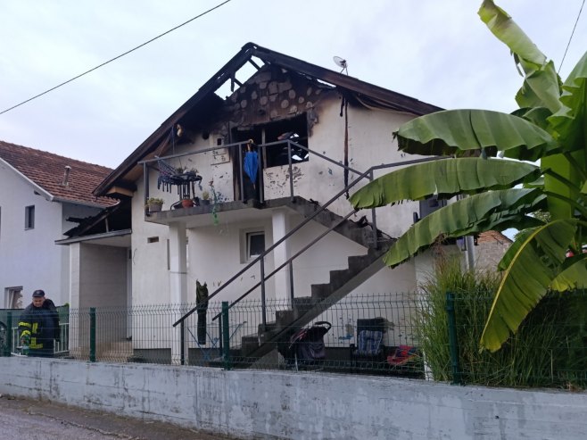 Gorjela kuća višečlane porodice; Apel za pomoć (FOTO)