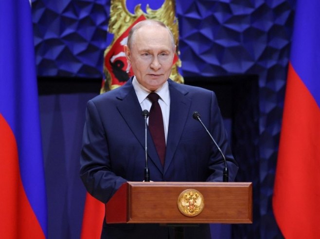 Putin: Ukrajinska vojska povlači se duž cijele linije fronta