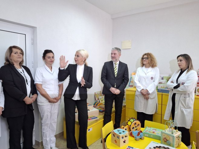 Ministar zdravlja u posjeti Bolnici "Sveti vračevi" u Bijeljini