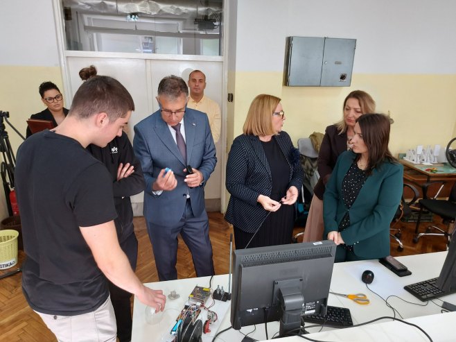 Golubović: Uspjeh učenika u Rusiji dokaz da je obrazovanje na dobrim temeljima