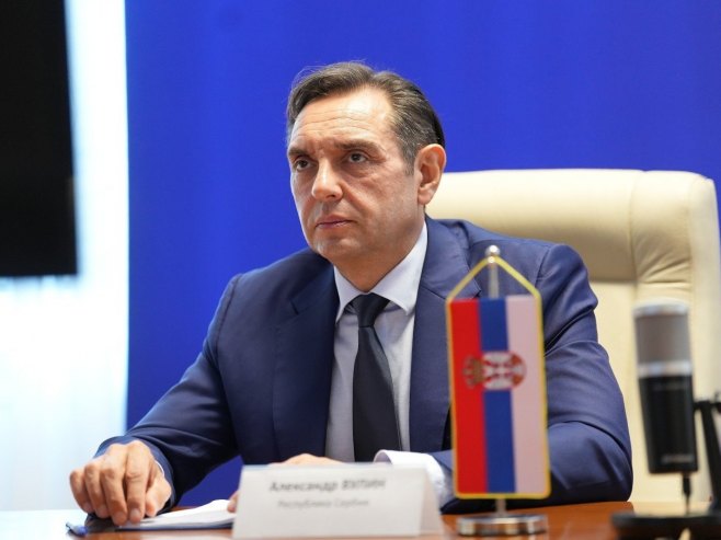 Vulin: Srbija je žrtva histerične antiruske politike Zapada; Žele da otmu NIS