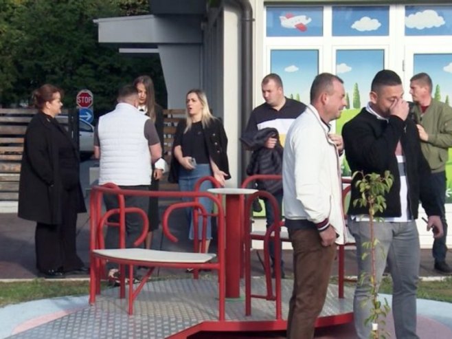 Protest radnika Centra za socijalni rad u Bijeljini zbog kašnjenja plata