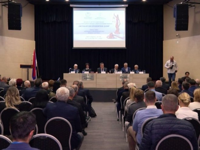 Pravnici Srpske: Spriječiti pravni haos i suspenziju narodne volje (VIDEO)