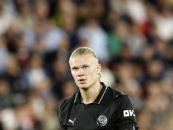 Erling Holand (Foto: EPA/SEBASTIEN NOGIER) Erling Holand (Foto: EPA/SEBASTIEN NOGIER) -