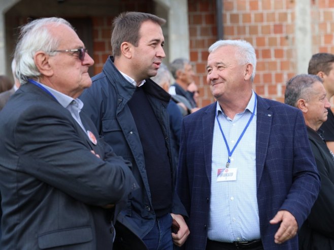 Selak: Vječna slava junacima koji su odbranili jugozapadne granice Republike Srpske