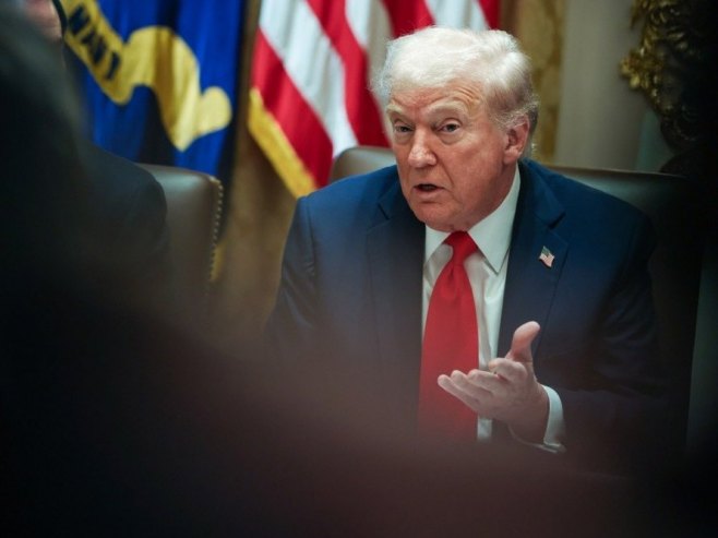 Donald Tramp (Foto: EPA/SAMUEL CORUM / POOL) Donald Tramp (Foto: EPA/SAMUEL CORUM / POOL) -