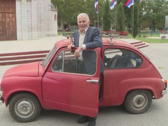 Luka Banđur ima 88, a njegov "fićo" 44 godine (VIDEO)