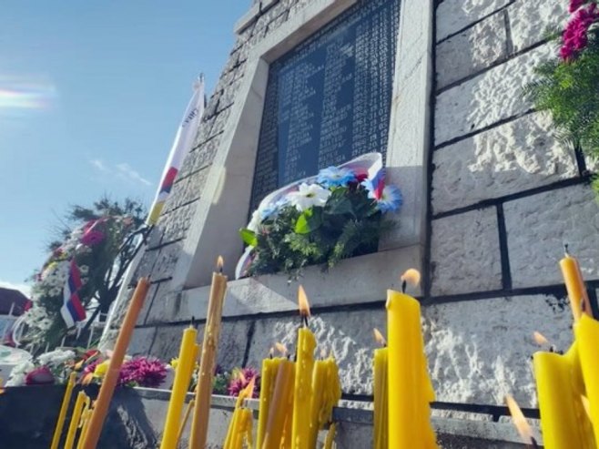 Spomenik Srbima u Јošanici Spomenik Srbima u Јošanici - Foto: RTRS