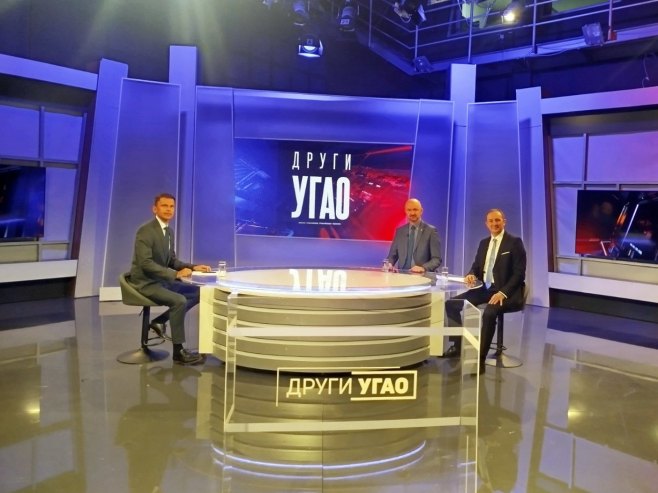 Drugi ugao: Vlast i opozicija - kako odgovoriti na pritiske?