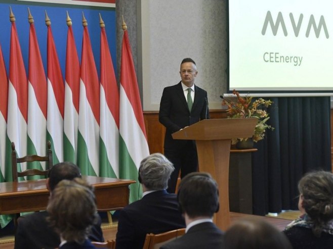 Peter Sijarto (foto: EPA/LAJOS SOOS HUNGARY OUT) Peter Sijarto (foto: EPA/LAJOS SOOS HUNGARY OUT) -