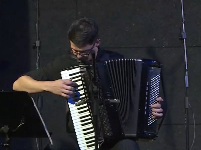 Osnovna muzička škola "Sveti Roman Melod" iz Nevesinja obilježila dvije decenije postojanja i rada (VIDEO)