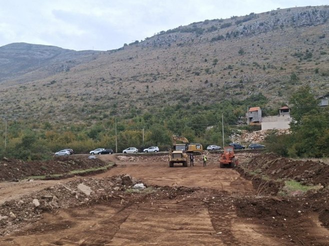 U toku sanacija regionalnog puta Berkovići - Stolac; Radovi napreduju i na obilaznici oko Trebinja