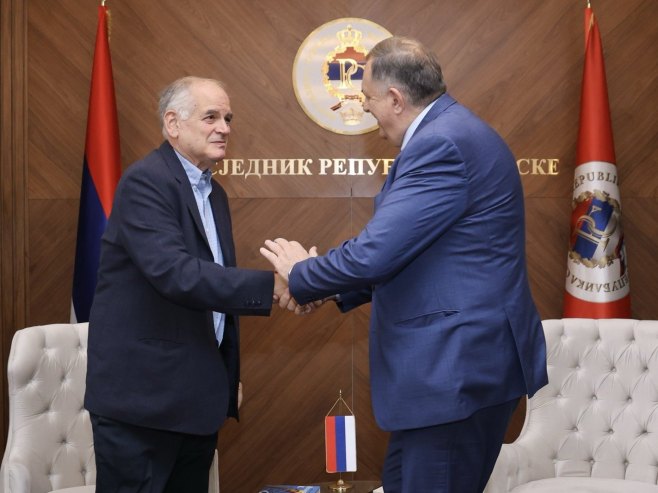 Dodik: Velika je čast što je Ido Netanjahu, izraelski ljekar, pisac i dramaturg, došao u Banjaluku i Srpsku (FOTO) Dodik: Velika je čast što je Ido Netanjahu, izraelski ljekar, pisac i dramaturg, došao u Banjaluku i Srpsku (FOTO)