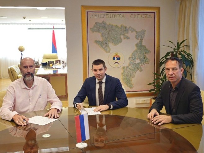 Denis Šulić i dekan AGGF na sastanku Denis Šulić i dekan AGGF na sastanku - Foto: Ustupljena fotografija
