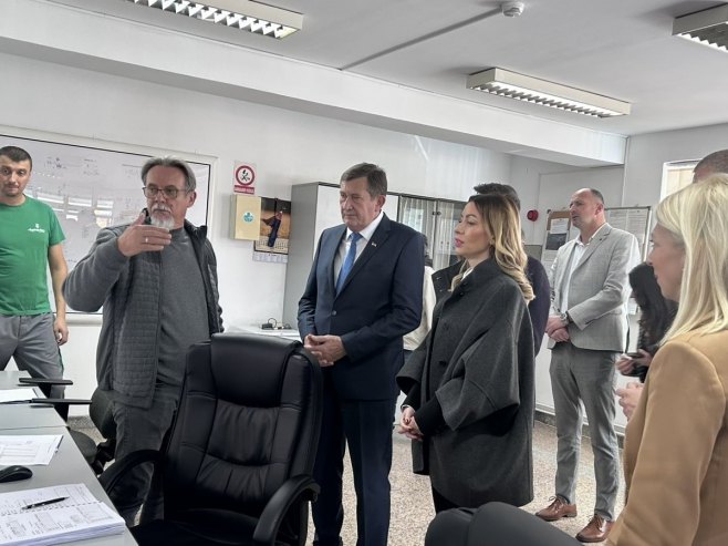 Delegacije vlada Srpske i Srbije posjetile Banjalučku pivaru; Mitrović: Srpska pogodno mjesto za ulaganja (VIDEO)