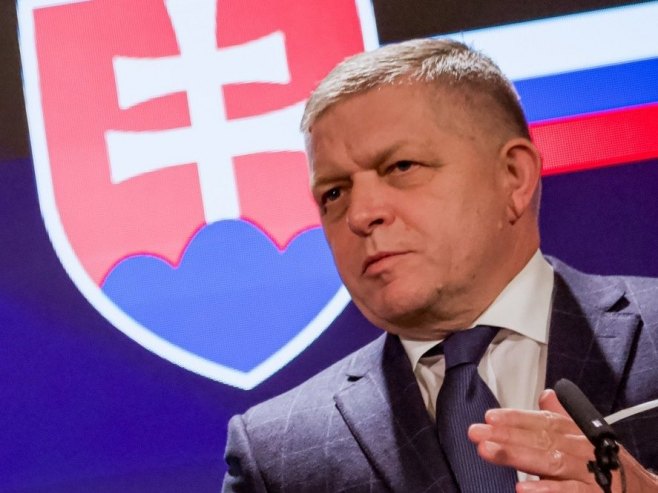 Robert Fico (Foto: EPA/ZUZANA GOGOVA) - 