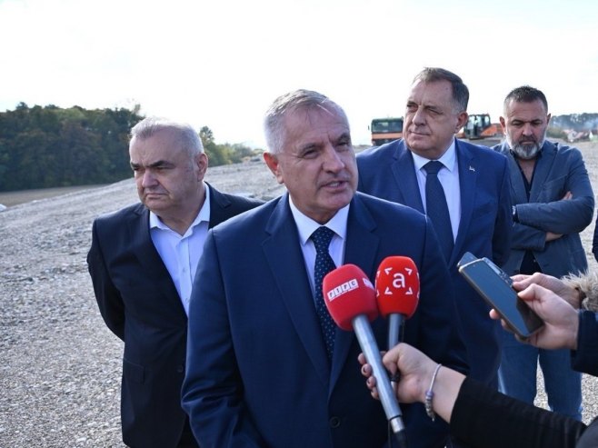 Višković: Što prije otvoriti dionicu Rača - Bijeljina