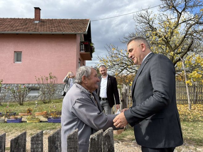 Minić posjetio porodično domaćinstvo Milojević (FOTO/VIDEO)