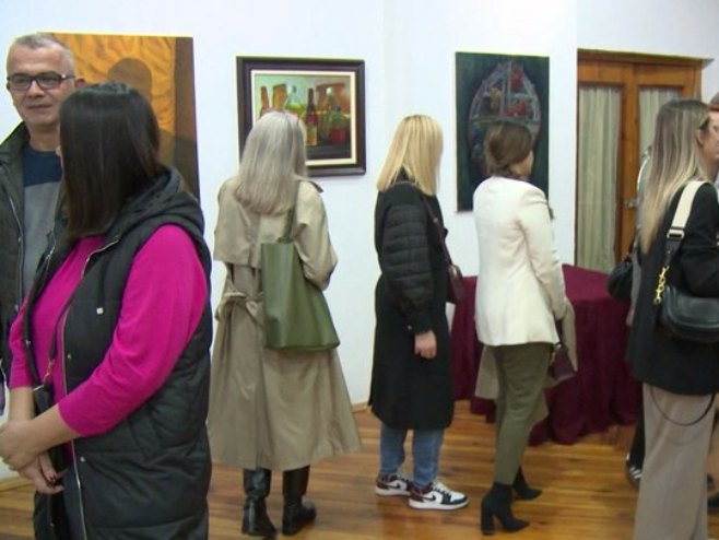 Izložba "Prema svjetlu" u Višegradu (VIDEO)