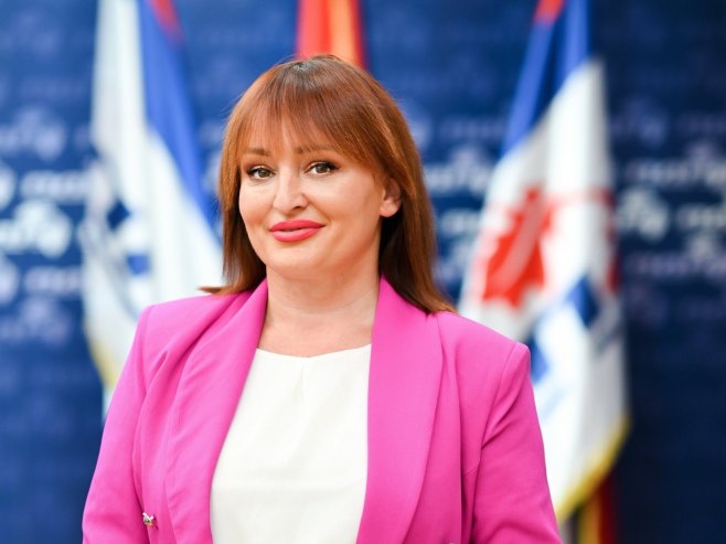 Anja Petrović napustila PDP