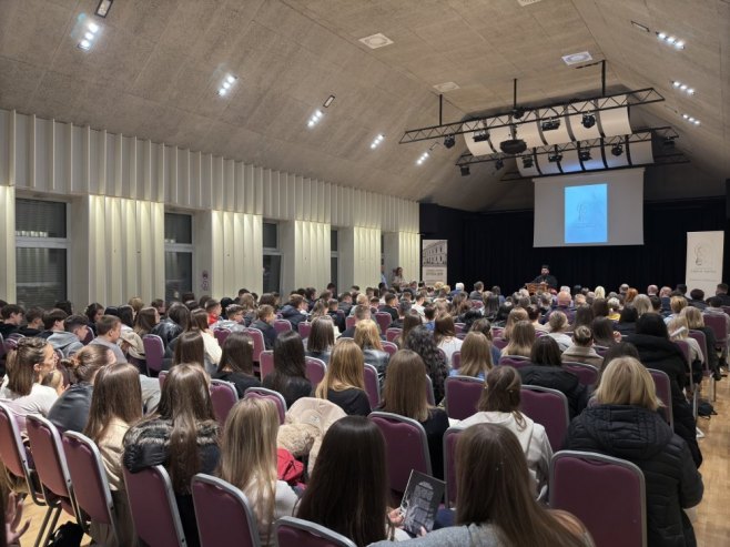 U Vukovaru u organizaciji Fondacije Sveta Petka premijera filma o Tesli