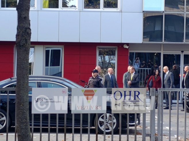 Da li se Kristijan Šmit oprašta od Banjaluke? (FOTO)