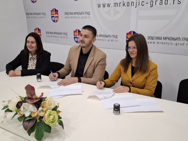 Potpisivanje memoranduma Mrkonjić Grad Potpisivanje memoranduma Mrkonjić Grad - Foto: RTRS