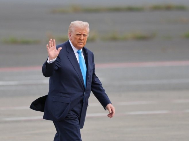 Tramp: Ne razmatram napade na teritoriji Venecuele Tramp: Ne razmatram napade na teritoriji Venecuele