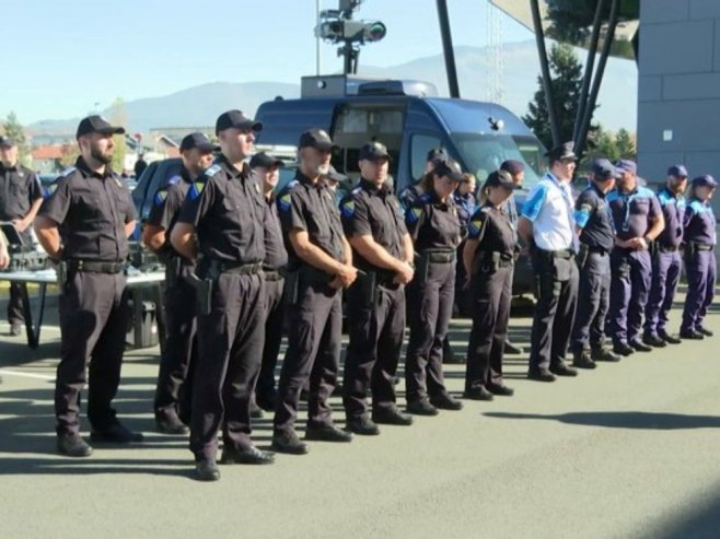 Počela realizacija sporazuma sa FRONTEKS-om; Hoće li se smanjiti migrantski pritisak? (VIDEO) Počela realizacija sporazuma sa FRONTEKS-om; Hoće li se smanjiti migrantski pritisak? (VIDEO)