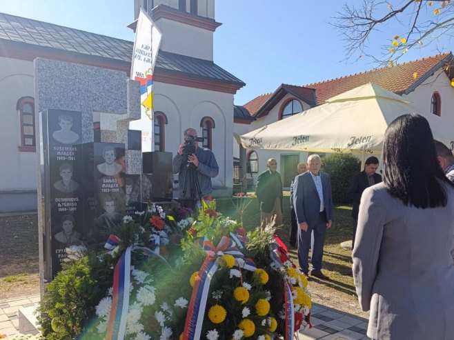 Pomen u Gornjoj Piskavici Pomen u Gornjoj Piskavici - Foto: SRNA