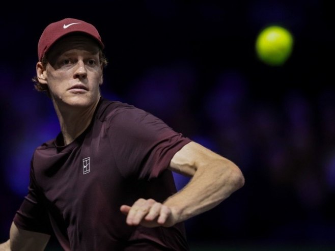 Siner osvojio Masters u Parizu i obezbijedio povratak na prvo mjesto ATP liste