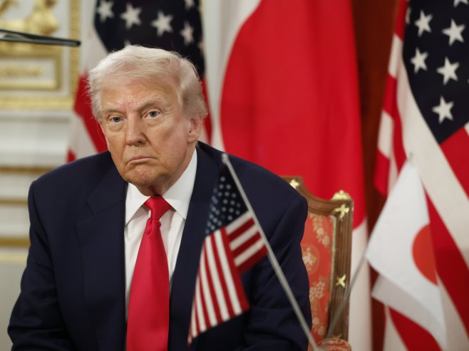 Tramp kritikovao demokrate zbog zastoja u radu vlade SAD